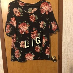 Women’s dressy shirt